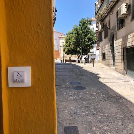 דירות Jaén La Casa De La Abuela מראה חיצוני תמונה
